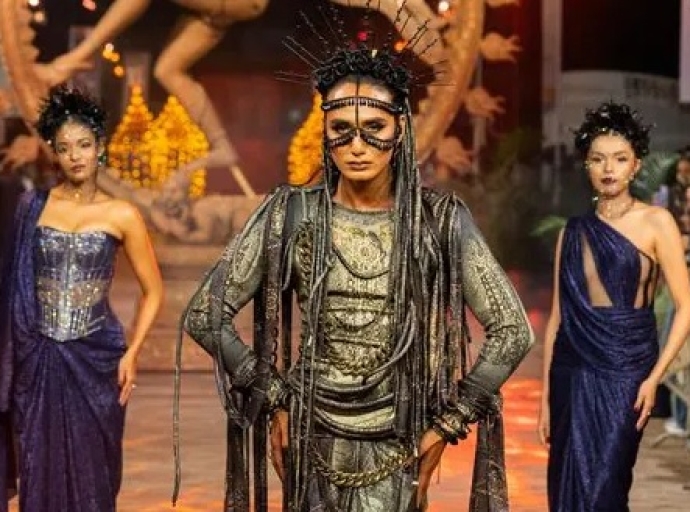 Tarun Tahiliani Parade showcases India's artistic legacy at Art Mumbai